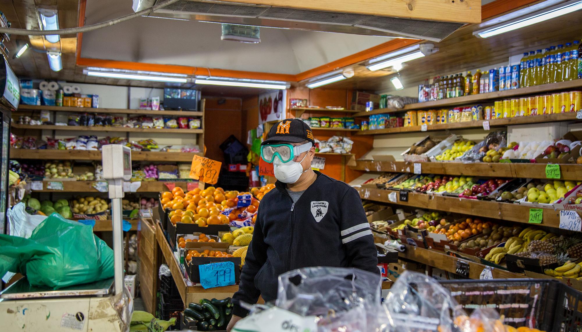 Trabajador fruteria coronavirus